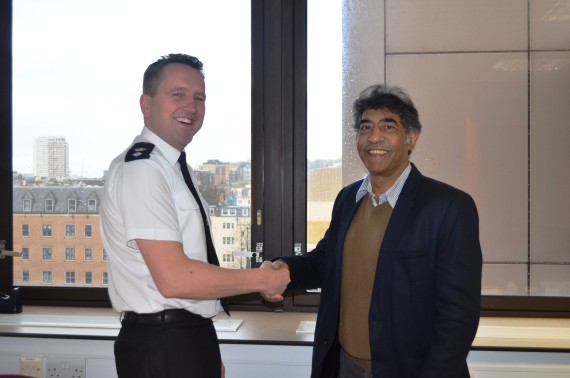 image of Ch Supt Nev Kemp with Victoria Cross winner representive